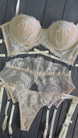 Charlotte String